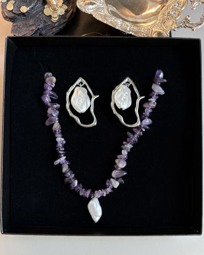 Set bijuterii cu Ametist si Perle Baroque - Colier cu cristale si Cercei Argintii