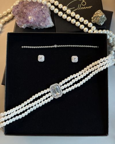 Set choker cu perle și cristal central, cercei zirconiu și brățară delicată