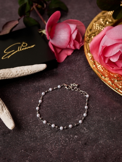 Brățară cu perle mini argintii