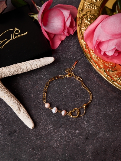 Brățară cu perle și inimă