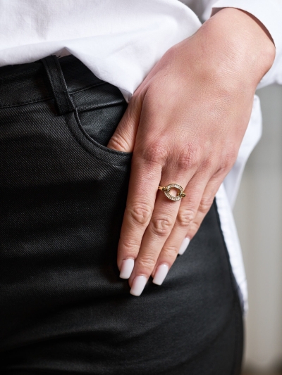 Inel placat cu aur de 18K și zirconii 