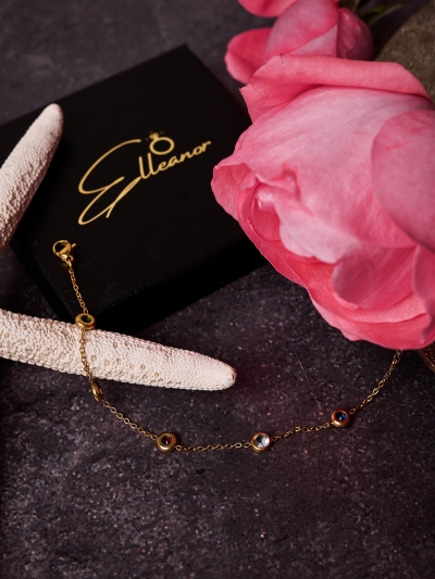 Brățară minimalistă  cu zirconii colorate 